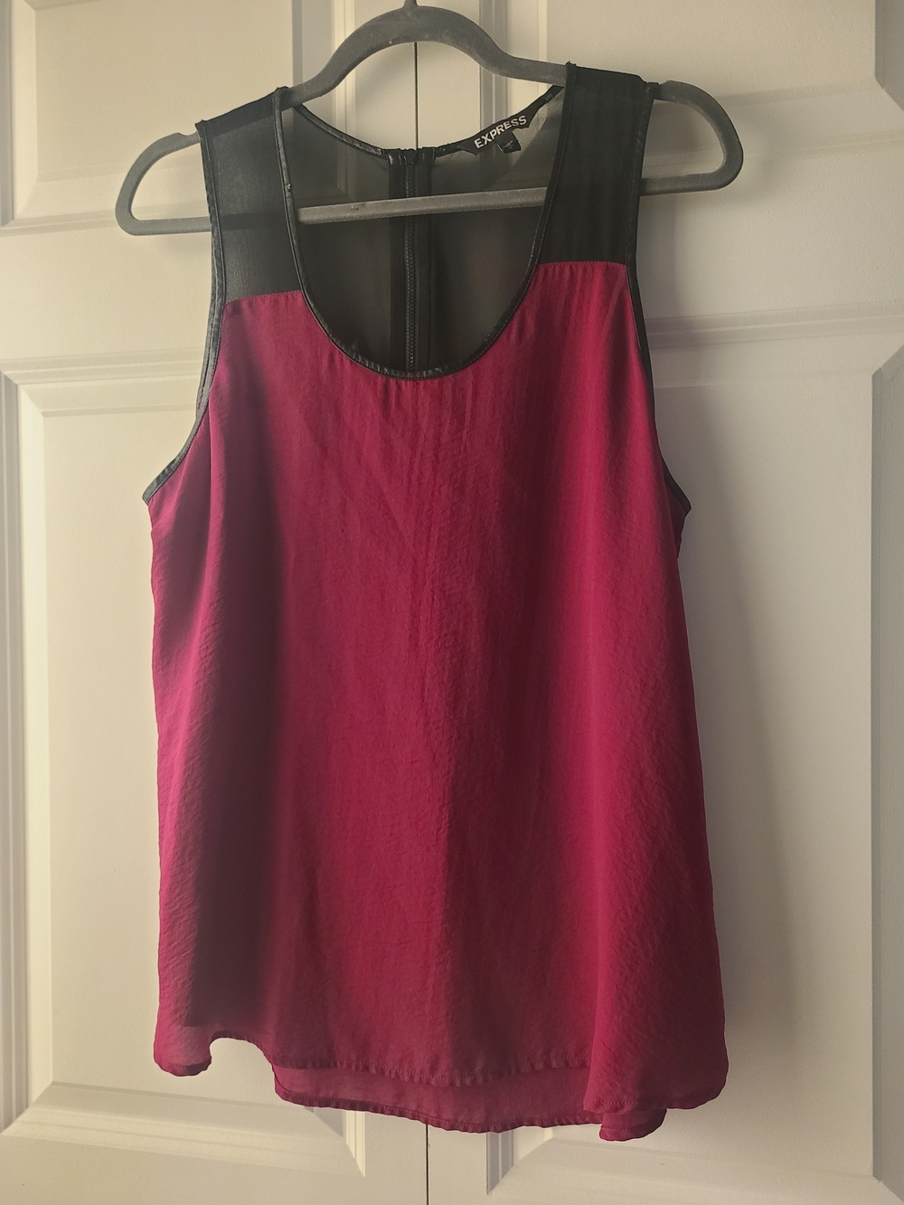 Express Pink & Black Sheer Mesh Tank Top Women’s Large
